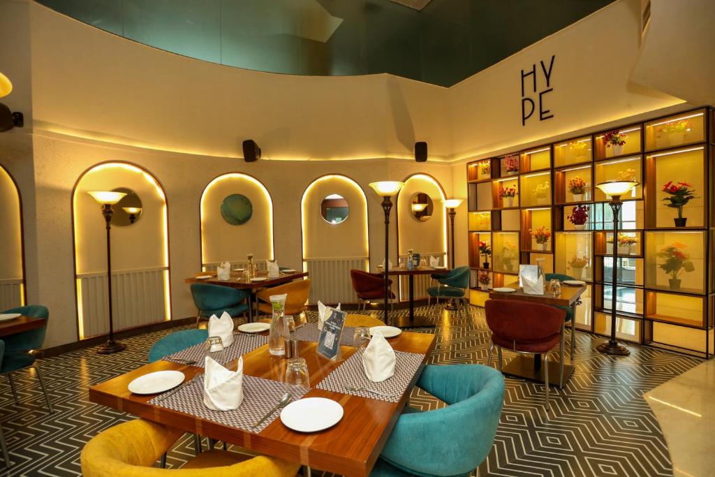 Posezení v ubytování Hyphen Business Hotel