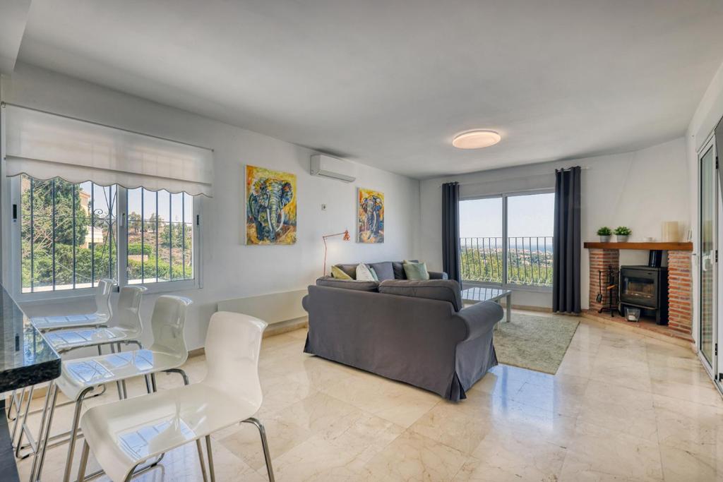 101 Superb La Cala Villa with Private Pool, Mijas Costa ...