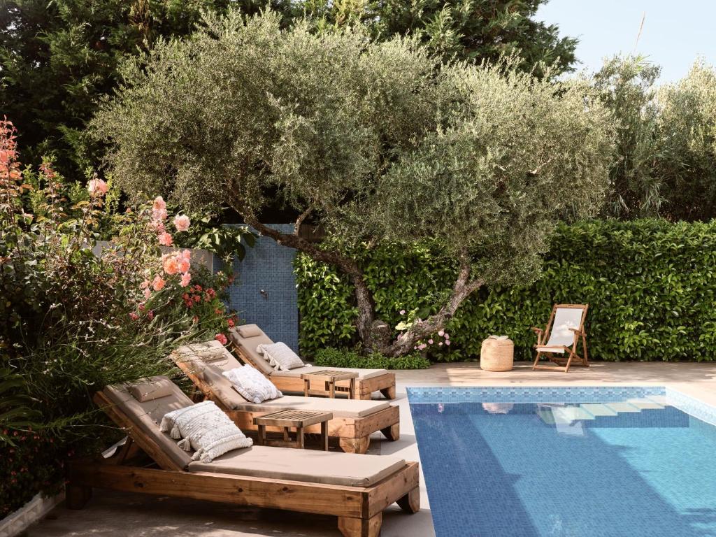 Πισίνα στο ή κοντά στο Jasmine Suites with Private Pool