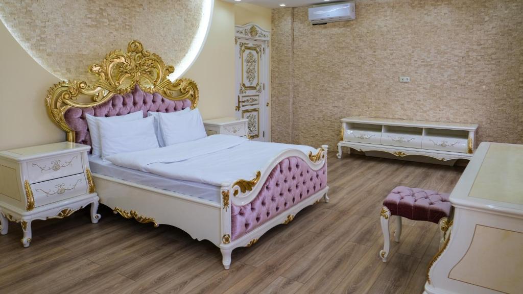 Postel nebo postele na pokoji v ubytování mardin bungalov