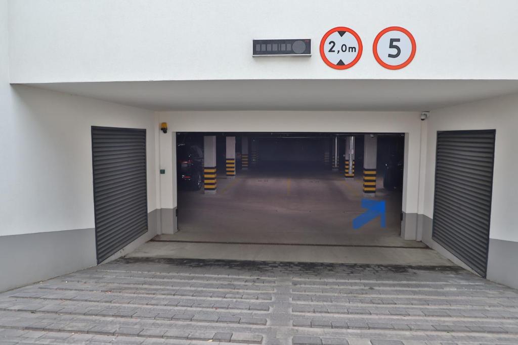 Praga Premium Comfort bezpłatny parking - 3