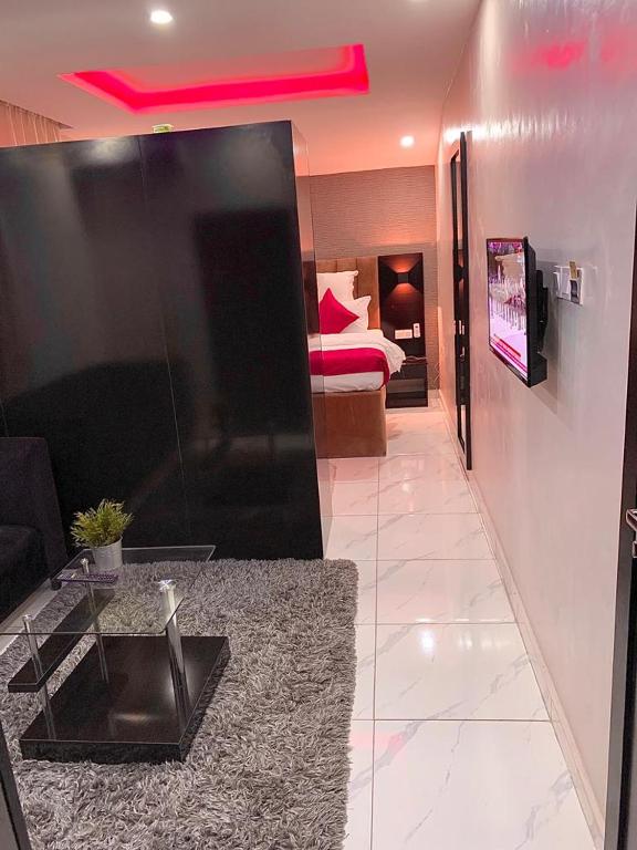 TV a/nebo společenská místnost v ubytování NO 95 SUITES VI