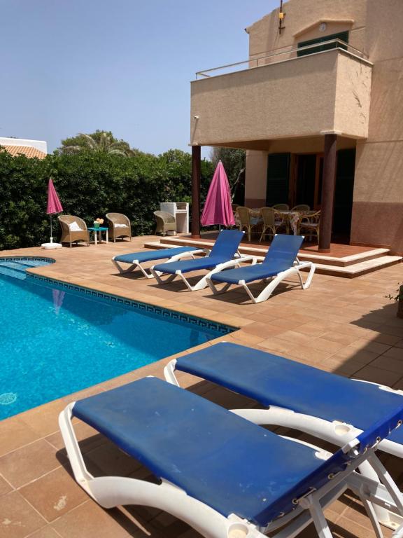 Beautiful Villa & Swimming Pool in Cala Blanca, Cala Blanca ...