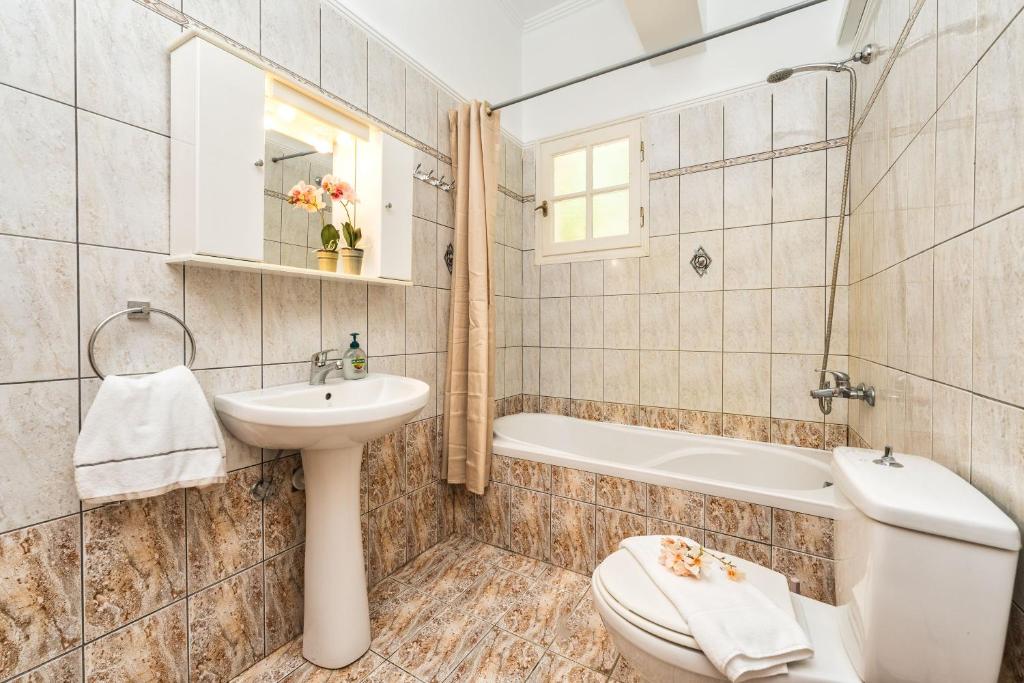 A bathroom at St. Harry's Windmill