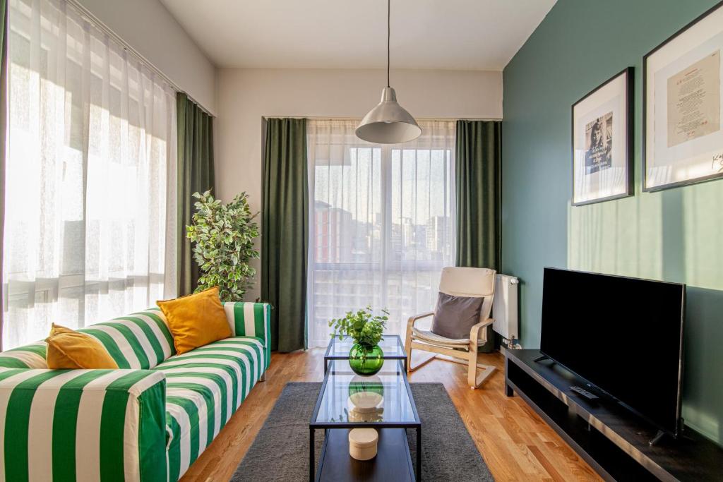 Modern Flat in Istanbul, 10 min to Airport metro