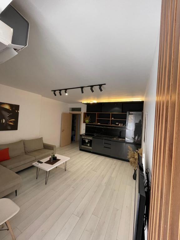 Your Apartment Tirana City Centre - Image 4