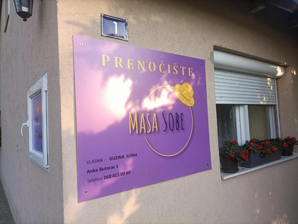 Un certificado, premio, letrero u otro documento en sobe MAŠA