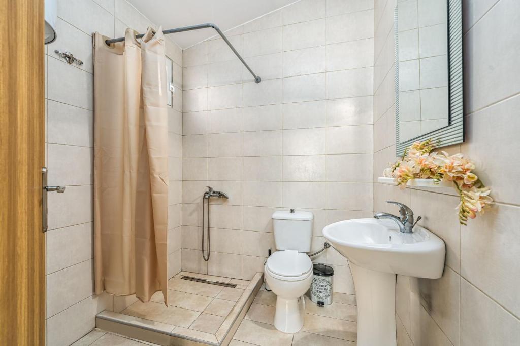 A bathroom at St. Harry's Windmill