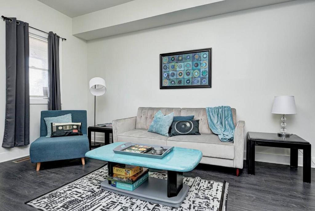 Indy House Of Music Fountain Square, Indianapolis (updated prices 2024)