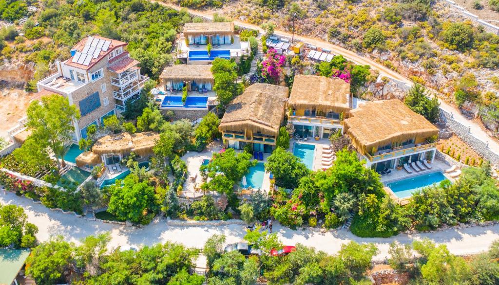 Bazén v ubytování Likya Gardens Hotel nebo v jeho okolí