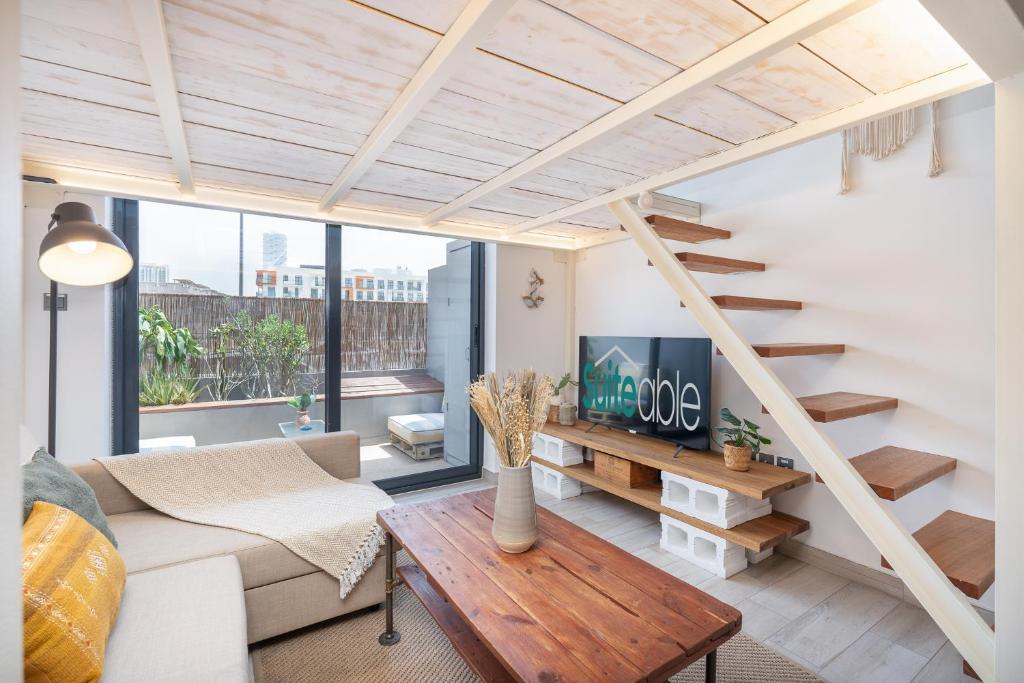 Posezení v ubytování Unique loft with smart working station