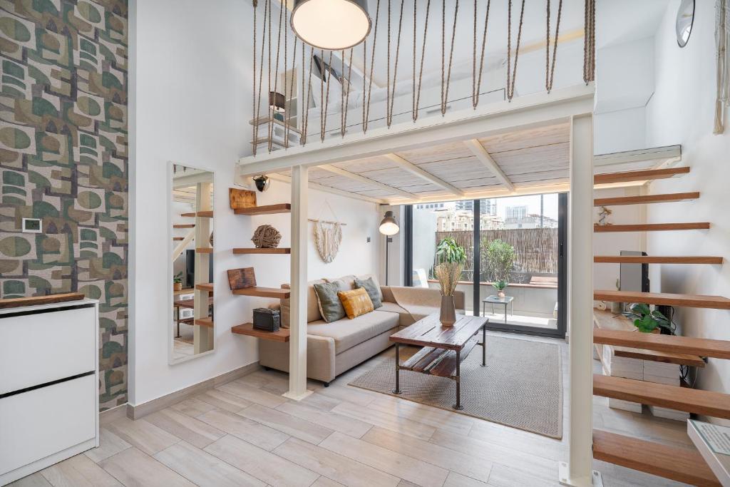 Posezení v ubytování Unique loft with smart working station