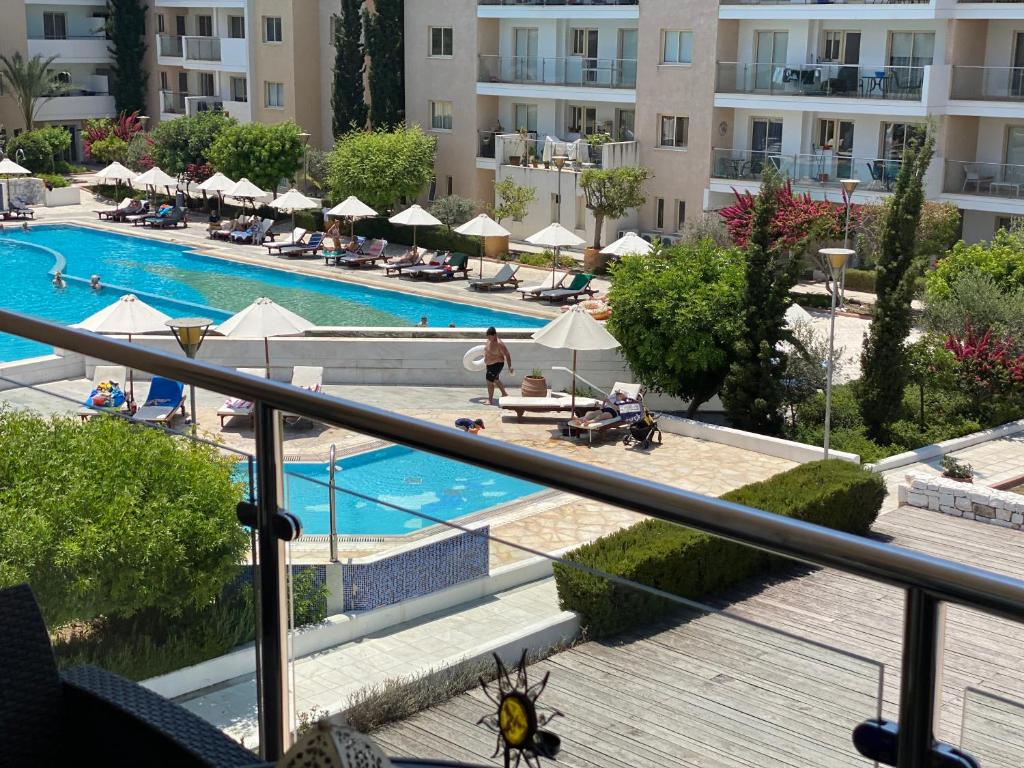 Bazén v ubytování Elysia Park pool view apartment nebo v jeho okolí