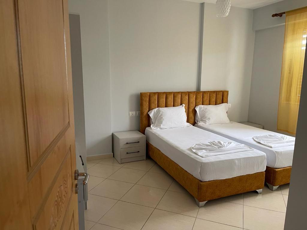 Leo Apartament