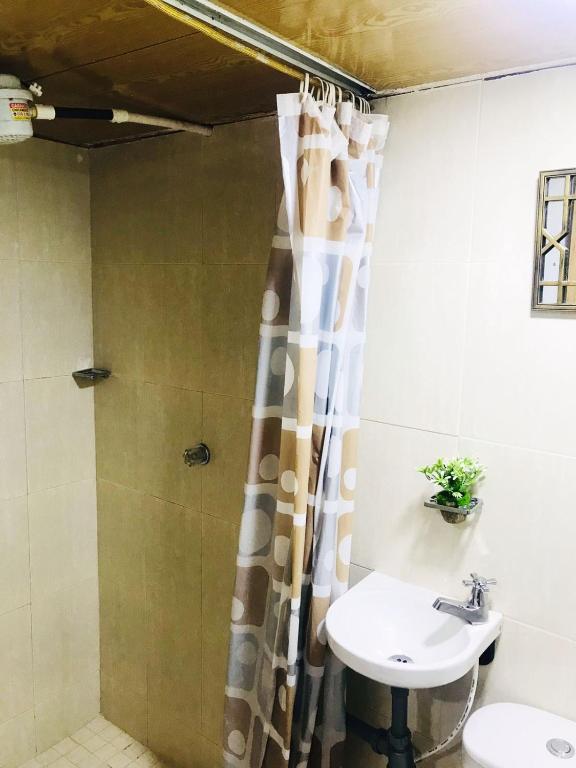 Koupelna v ubytování hostal la 18