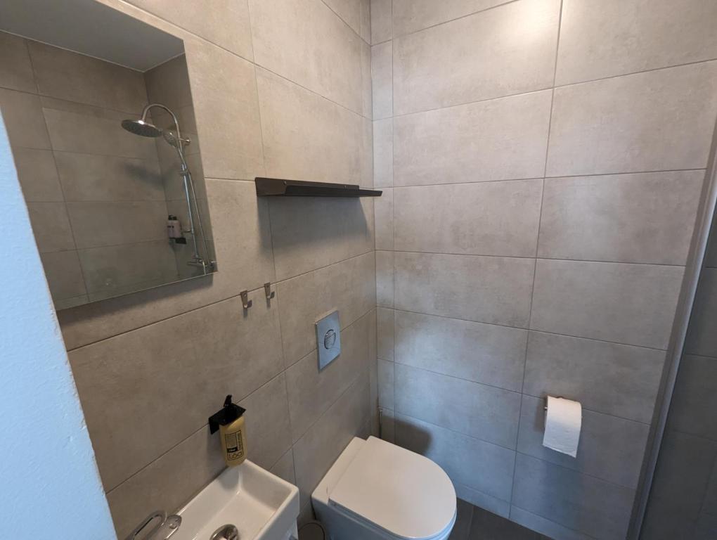 Baðherbergi á The Ísafjörður Inn by Ourhotels