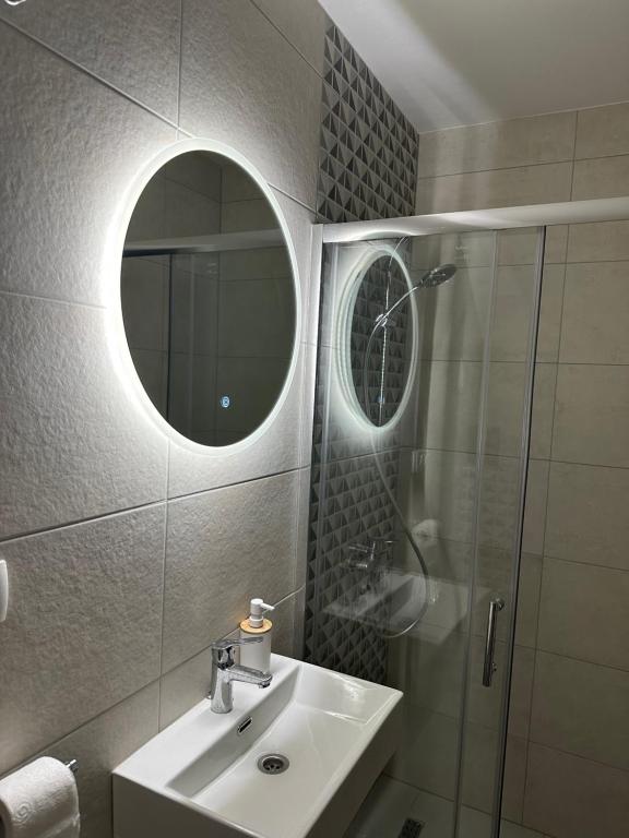 Apartments Ejla&Una - Double Room With Private Bathroom