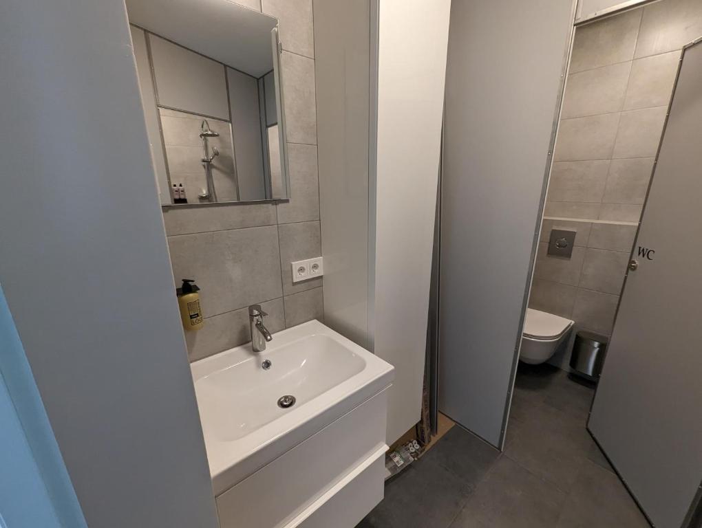 Baðherbergi á The Ísafjörður Inn by Ourhotels