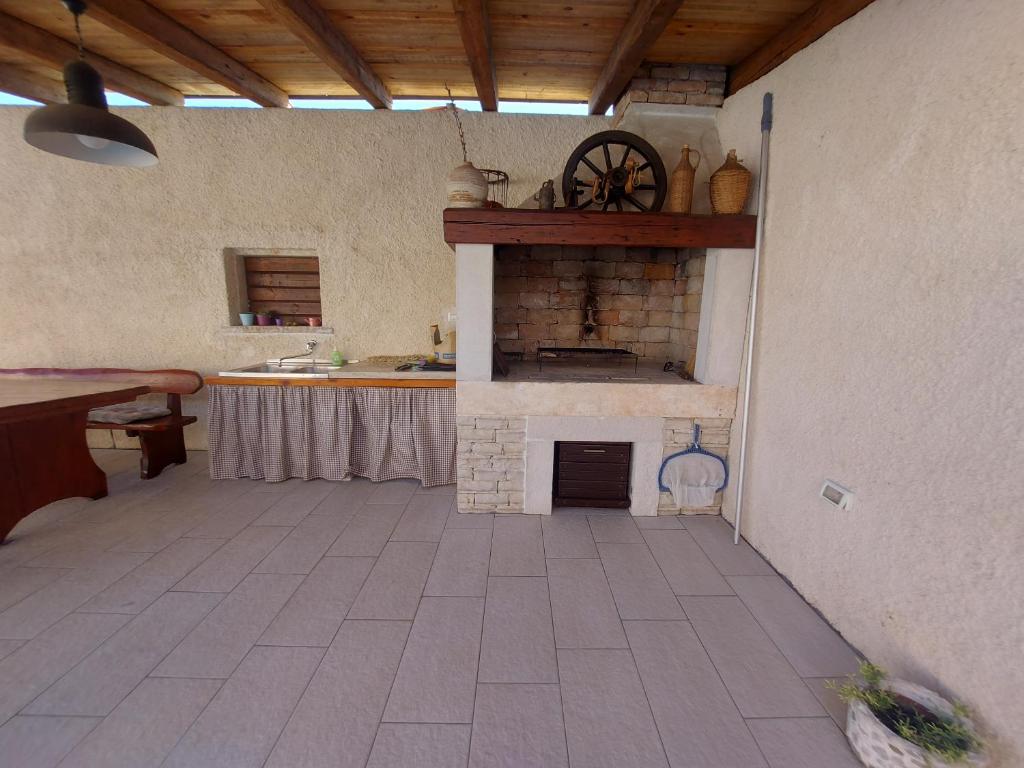 Fotografie z fotogalerie ubytování Holiday house Eleonora v destinaci Barban