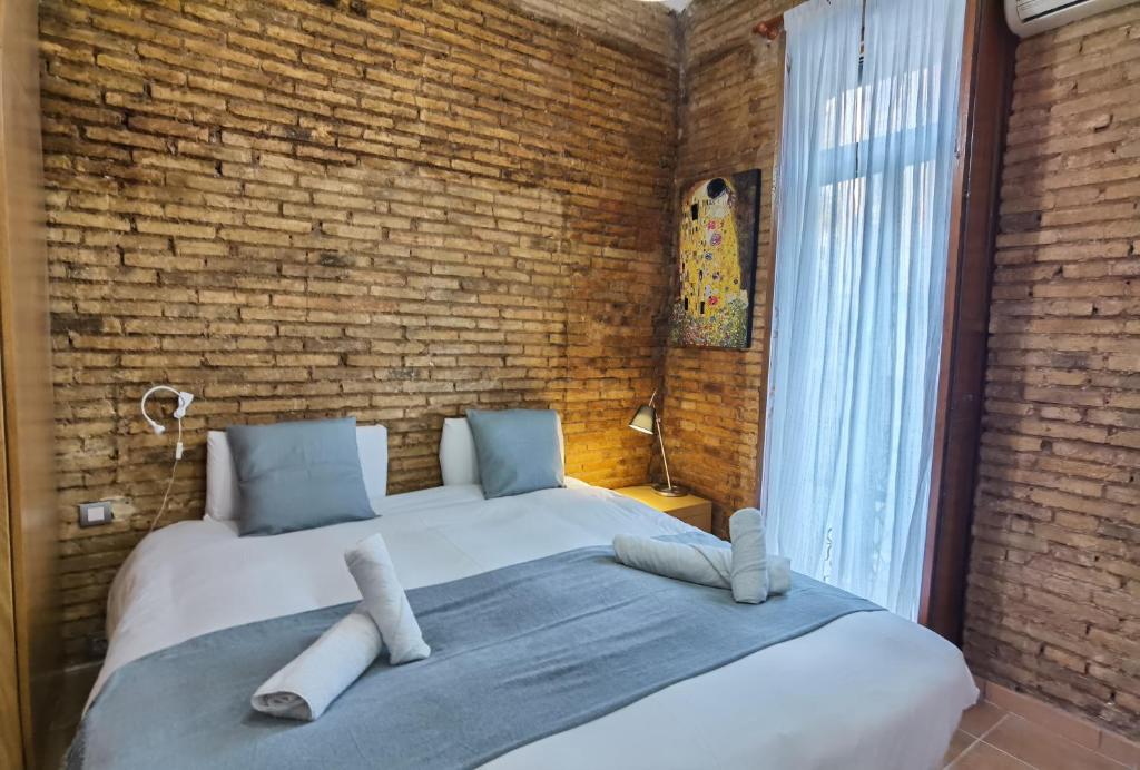 Enjoy Apartment 4 pax at Ruzafa with sunny terrace, Valencia ...