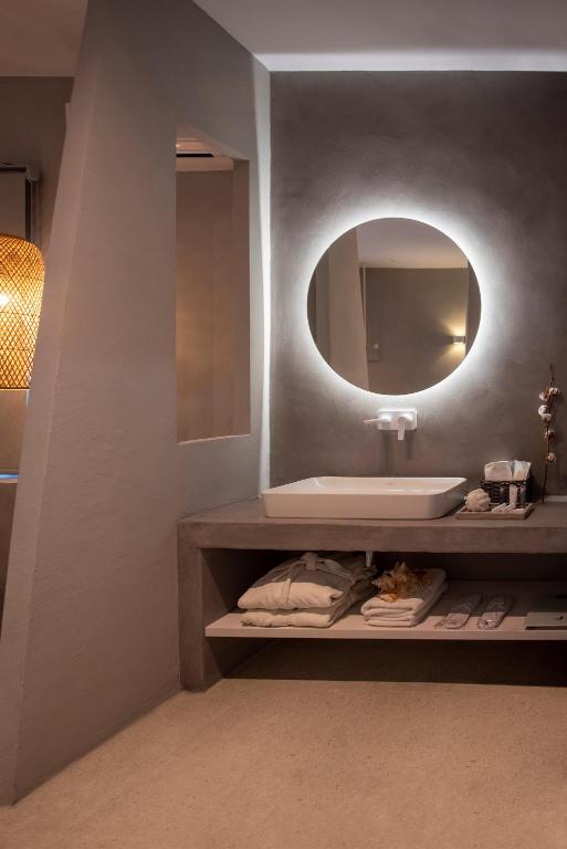 Posteľ alebo postele v izbe v ubytovaní White Suites Resort
