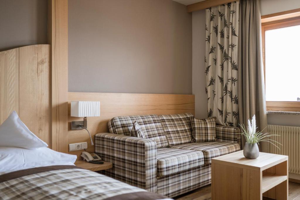 Landsitz Stroblhof - Economy Double Room Con Balcón