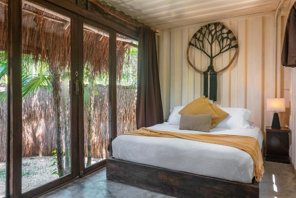 Gallery image of Pal Mar Glamtainer Tulum in Tulum