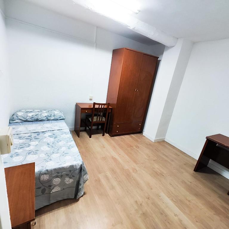 Residencia 14, Salamanca – Updated 2023 Prices