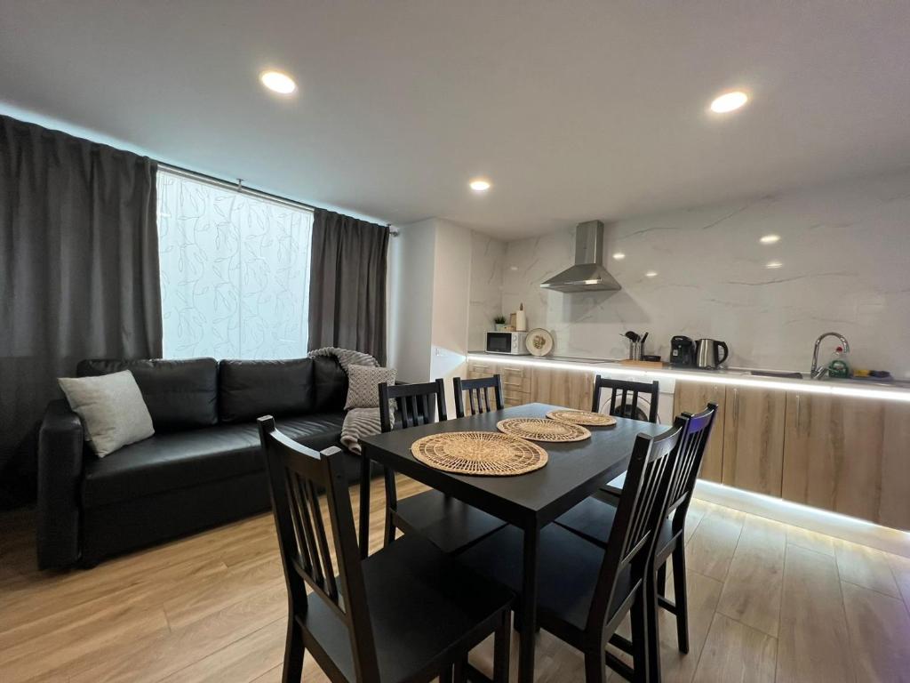 Carbonell 1 - Resim 44