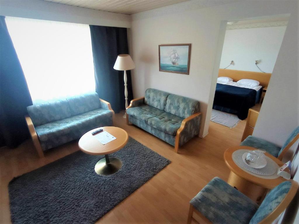 EasyStay Hiittenharju - Suite Avec Sauna