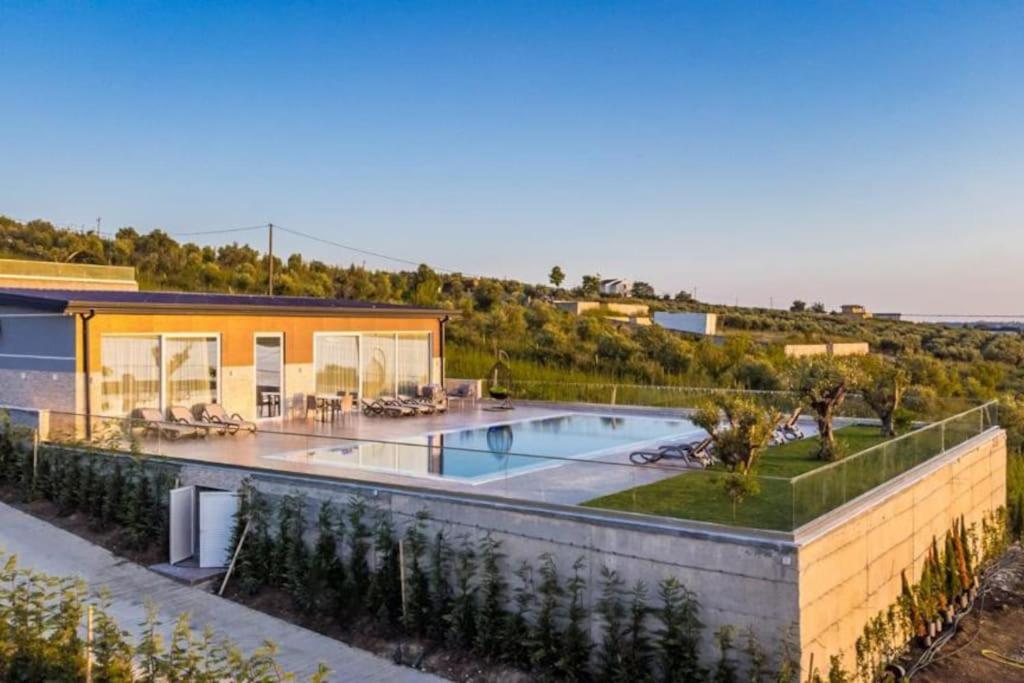 Top villas 3 private swimming pool - Image 4