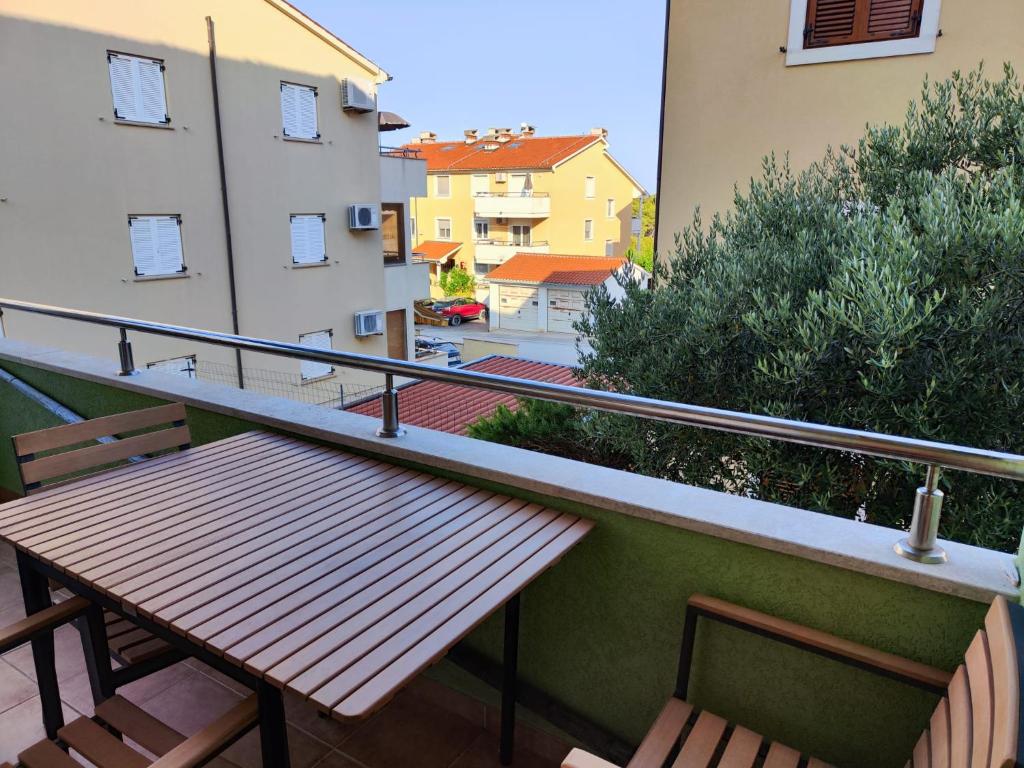 Balkón alebo terasa v ubytovaní Apartment Agava, 200m from Kamenjak, own terrace, garden and parking, new kitchen