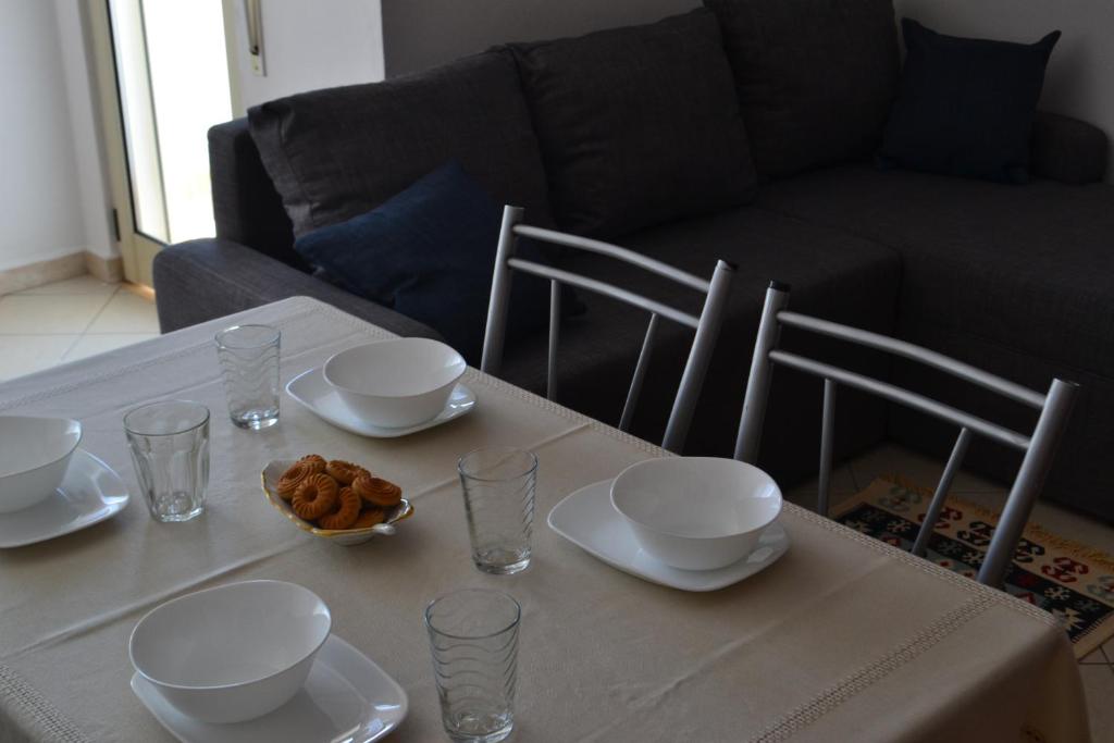 Studio Apartment Golem - Image 3