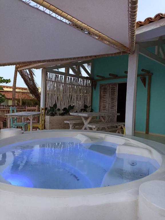 Bazén v ubytování ASAS DEL MAR - SUITES nebo v jeho okolí
