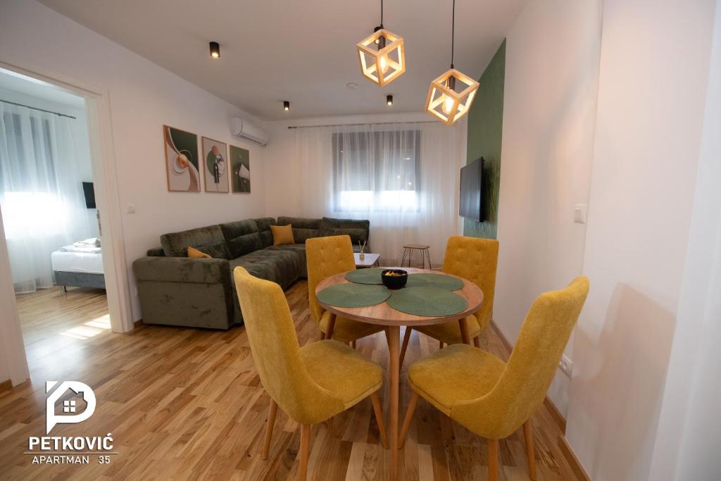 Posezení v ubytování Petković apartmani 35