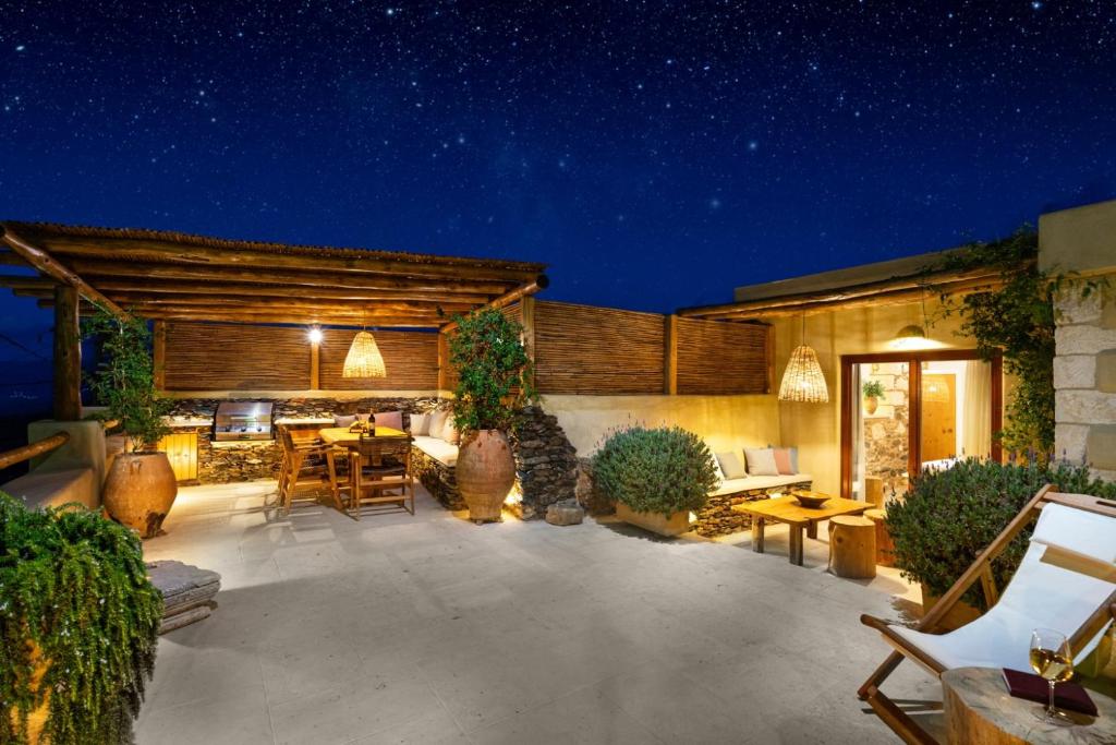 Patio nebo venkovní prostory v ubytování Hamezi Instyle Suite 2 Traditional Sunny Cretan Houses
