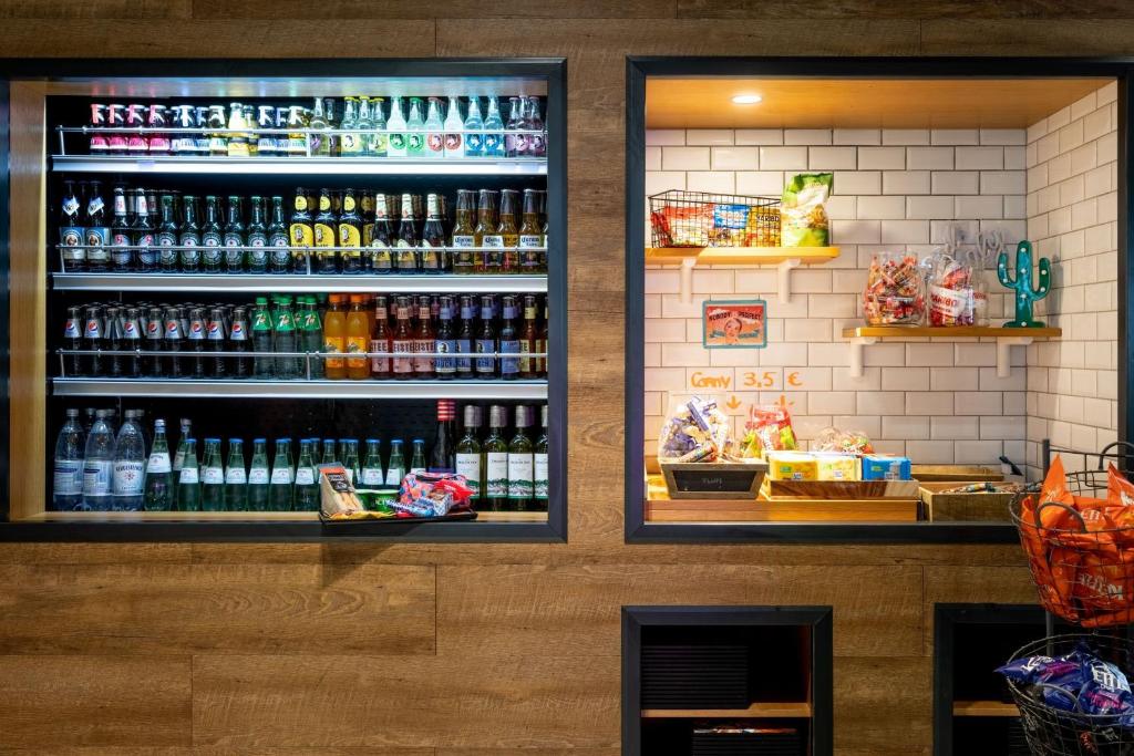 Moxy Frankfurt Airport - Resim 25