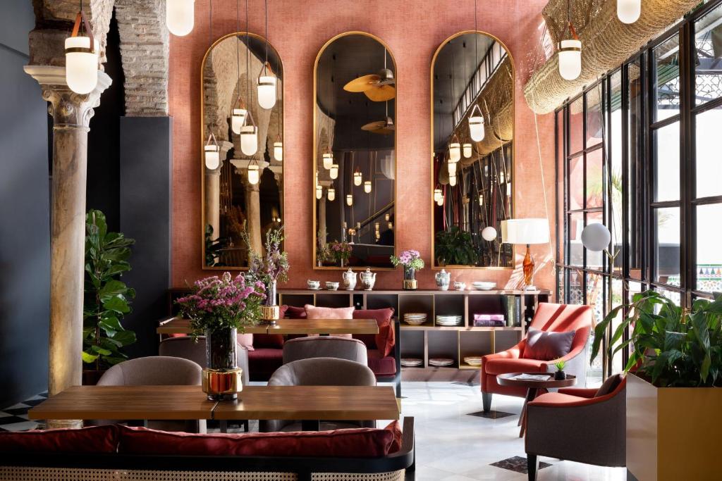 Los Seises Sevilla, a Tribute Portfolio Hotel, Sevilla ...