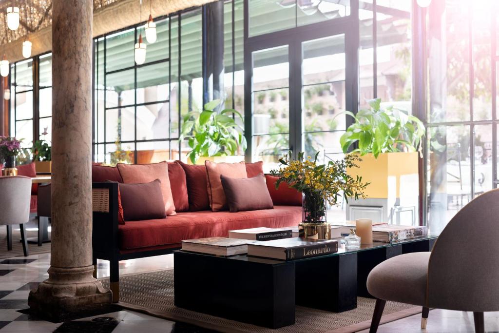Los Seises Sevilla, a Tribute Portfolio Hotel, Sevilla ...