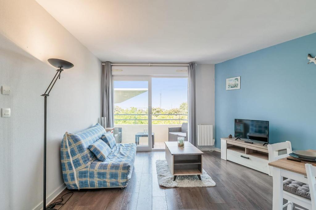 &#xE1E;&#xE37;&#xE49;&#xE19;&#xE17;&#xE35;&#xE48;&#xE19;&#xE31;&#xE48;&#xE07;&#xE40;&#xE25;&#xE48;&#xE19;&#xE02;&#xE2D;&#xE07; Beautiful flat in Les Minimes with balcony and parking in La Rochelle