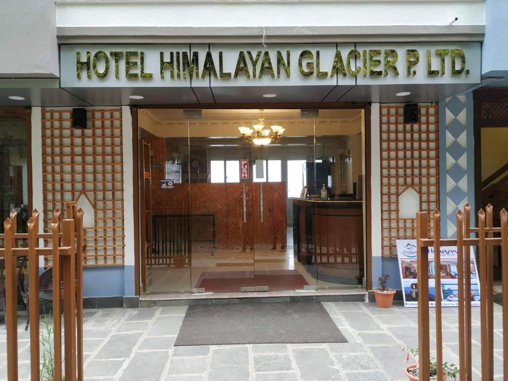 Certifikát, hodnocení, plakát nebo jiný dokument vystavený v ubytování Hotel Himalayan Glacier