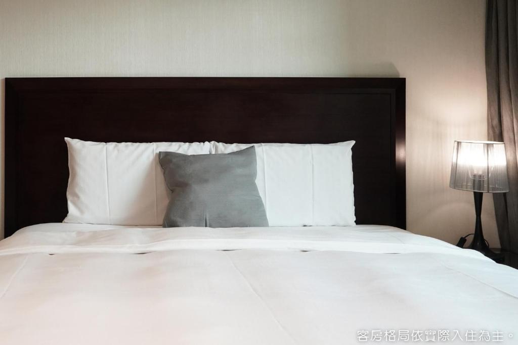 Talmud Hotel Kaohsiung LoveRiver - Sala Quadruplo Deluxe