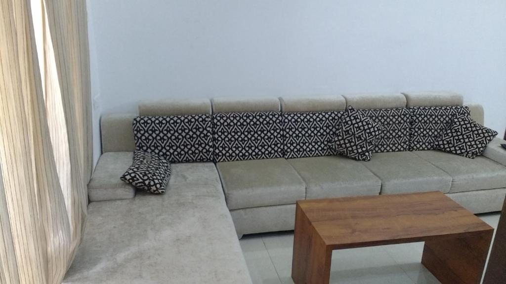 Posezení v ubytování Hitech Shilparamam Guest House