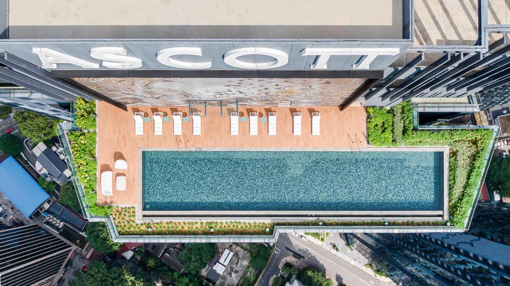 Bazén v ubytování Ascott Star KLCC Kuala Lumpur nebo v jeho okolí
