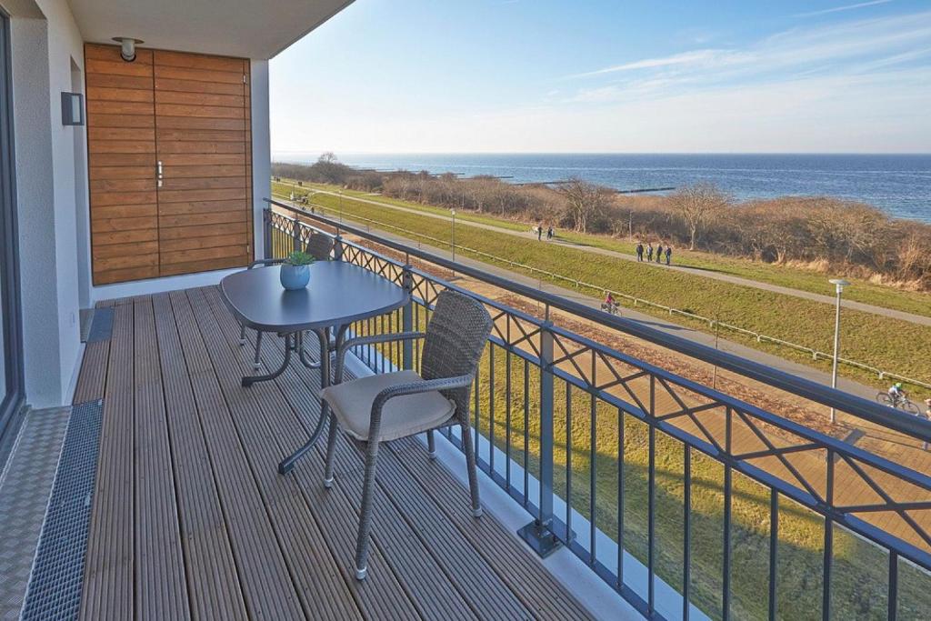 Balkón nebo terasa v ubytování Aparthotel Waterkant Suites - Fewos am Meer mit SPA