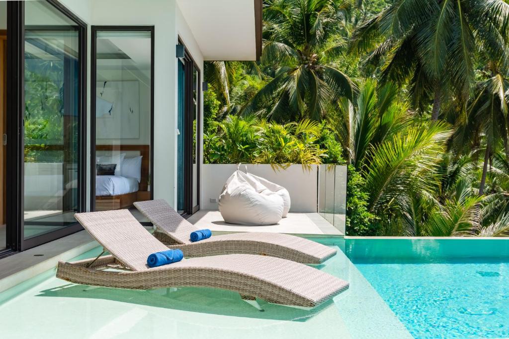 Bazén v ubytování Luxury Villa - Lamai Seaview - 4 bedroom nebo v jeho okolí
