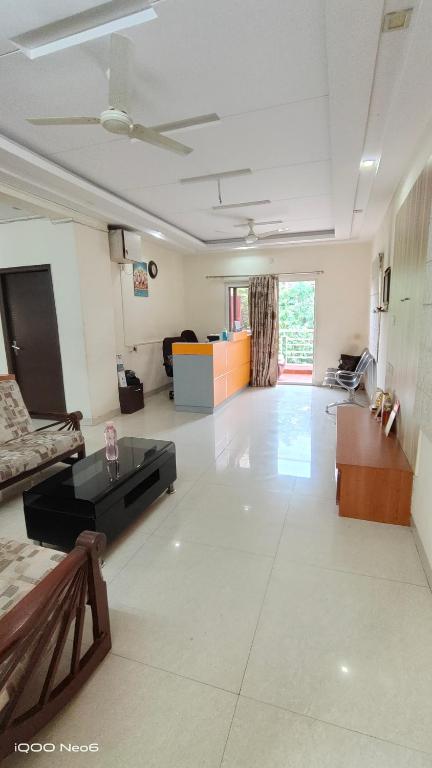 Hitech Shilparamam Guest House - King Room With Balcony