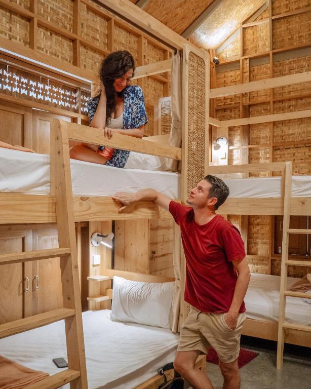 Society House Luxury Hostel - 15