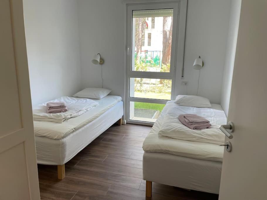 Luxury ground floor Apt with garden - Bay of Lalzi - Image 9