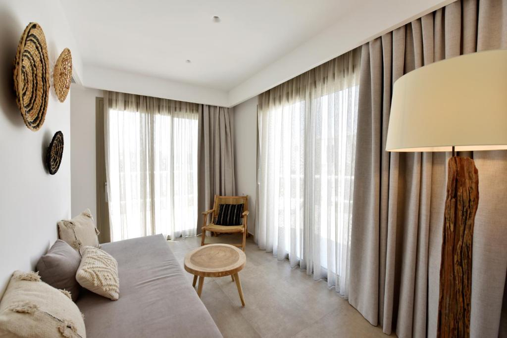 Anais Milos Suites - 5